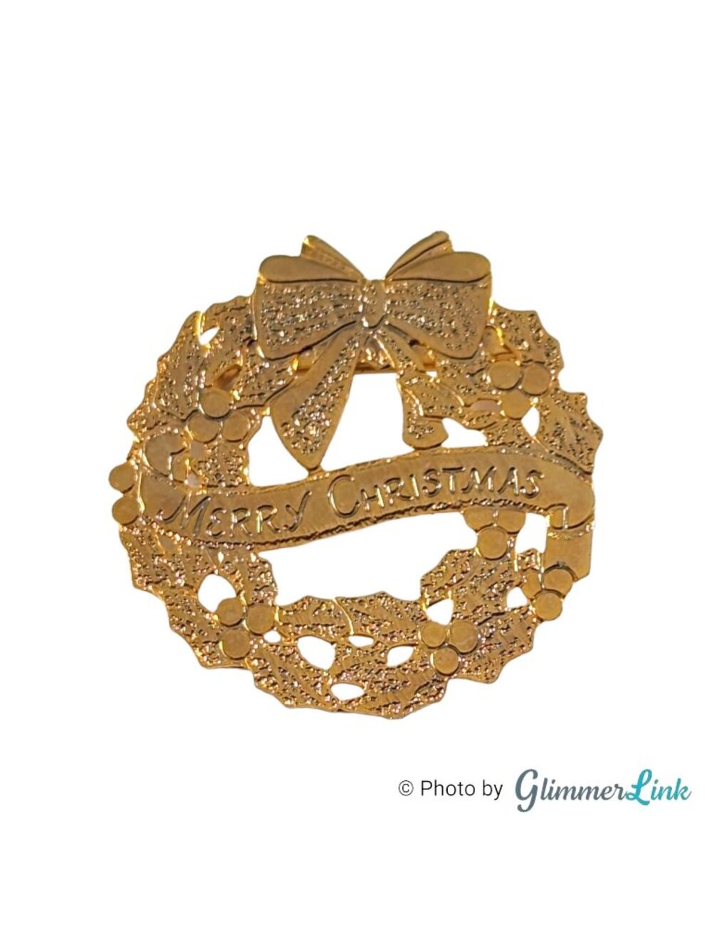 Vintage Flat Etched Merry Christmas Wreath Gold Tone Brooch